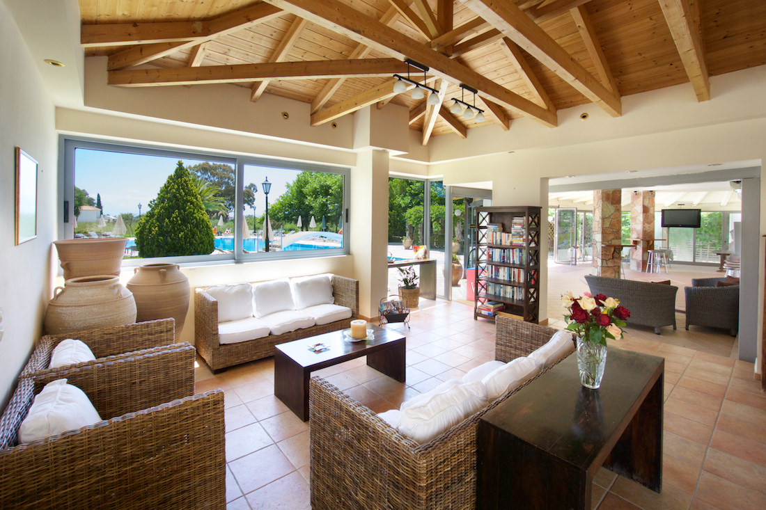 Charming Kefalonia hotels near the beach